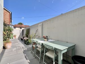 Photo 6- click for photo gallery